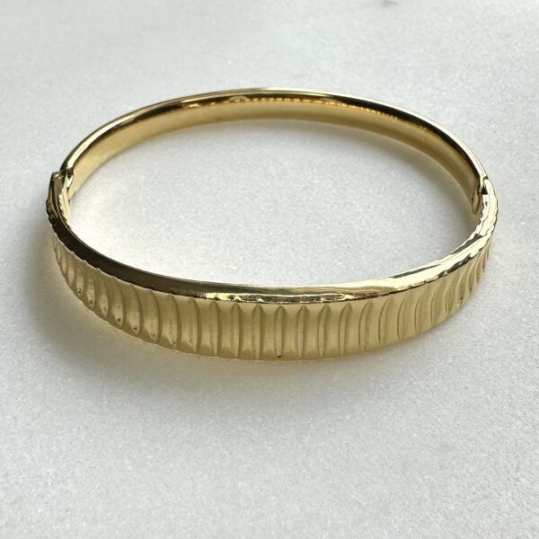 Bangle stripes