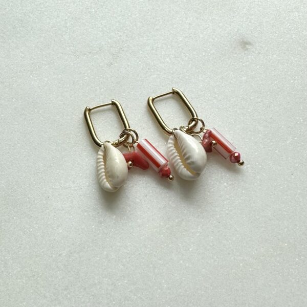 Oorbellen red shell