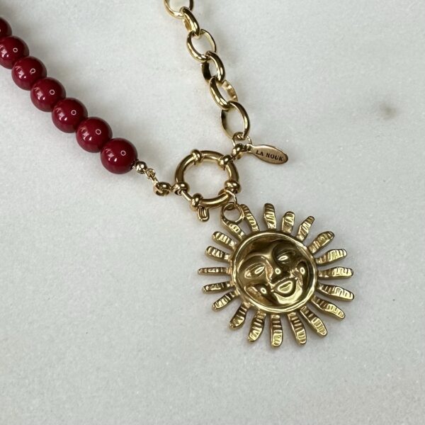 img_7662 Ketting bordeaux zon