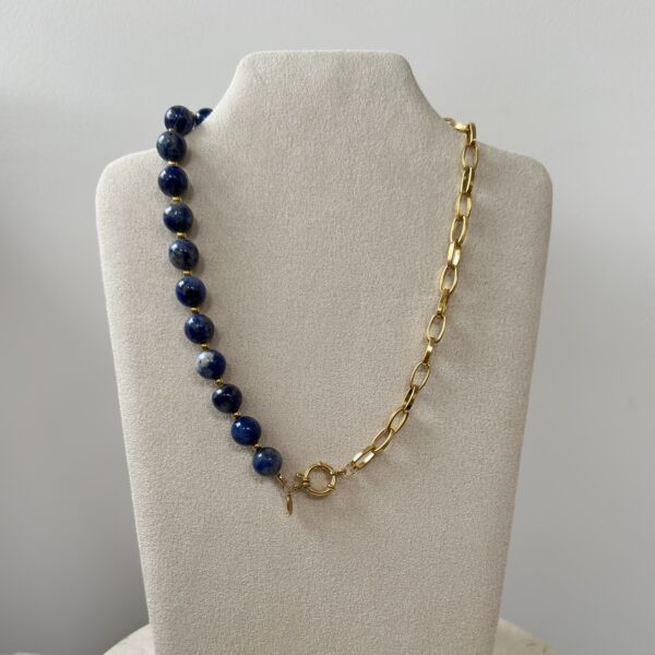 Ketting blauwe kraal