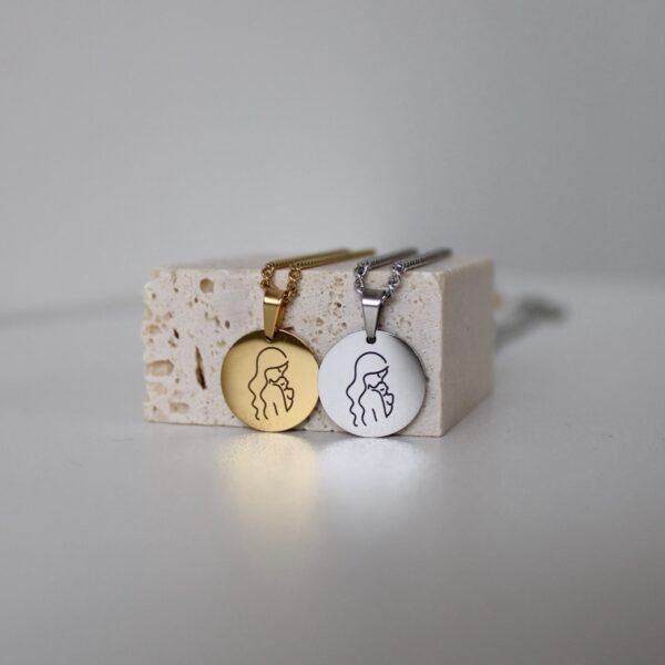 Moeder en kind ketting goud