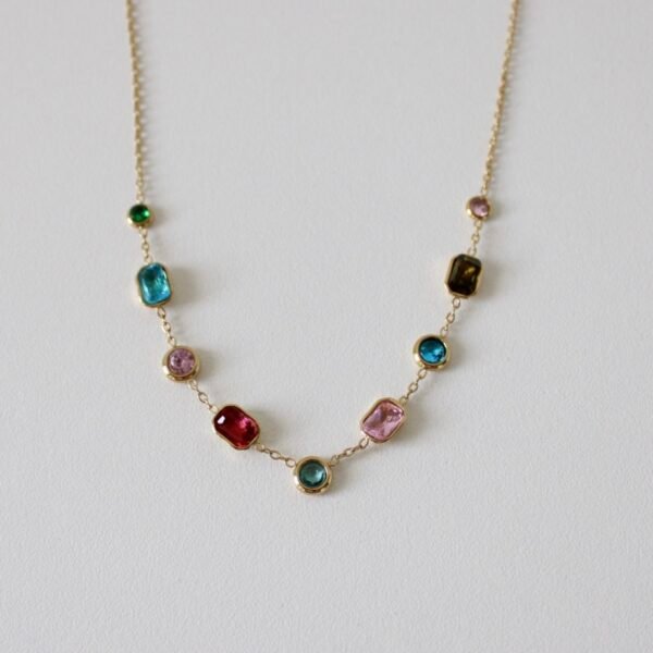 Ketting met gekleurde zirkonia steentjes